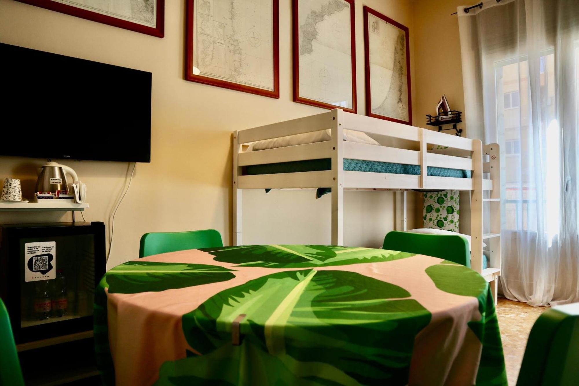 Guest House Sonnino 37 กาญารี ภายนอก รูปภาพ