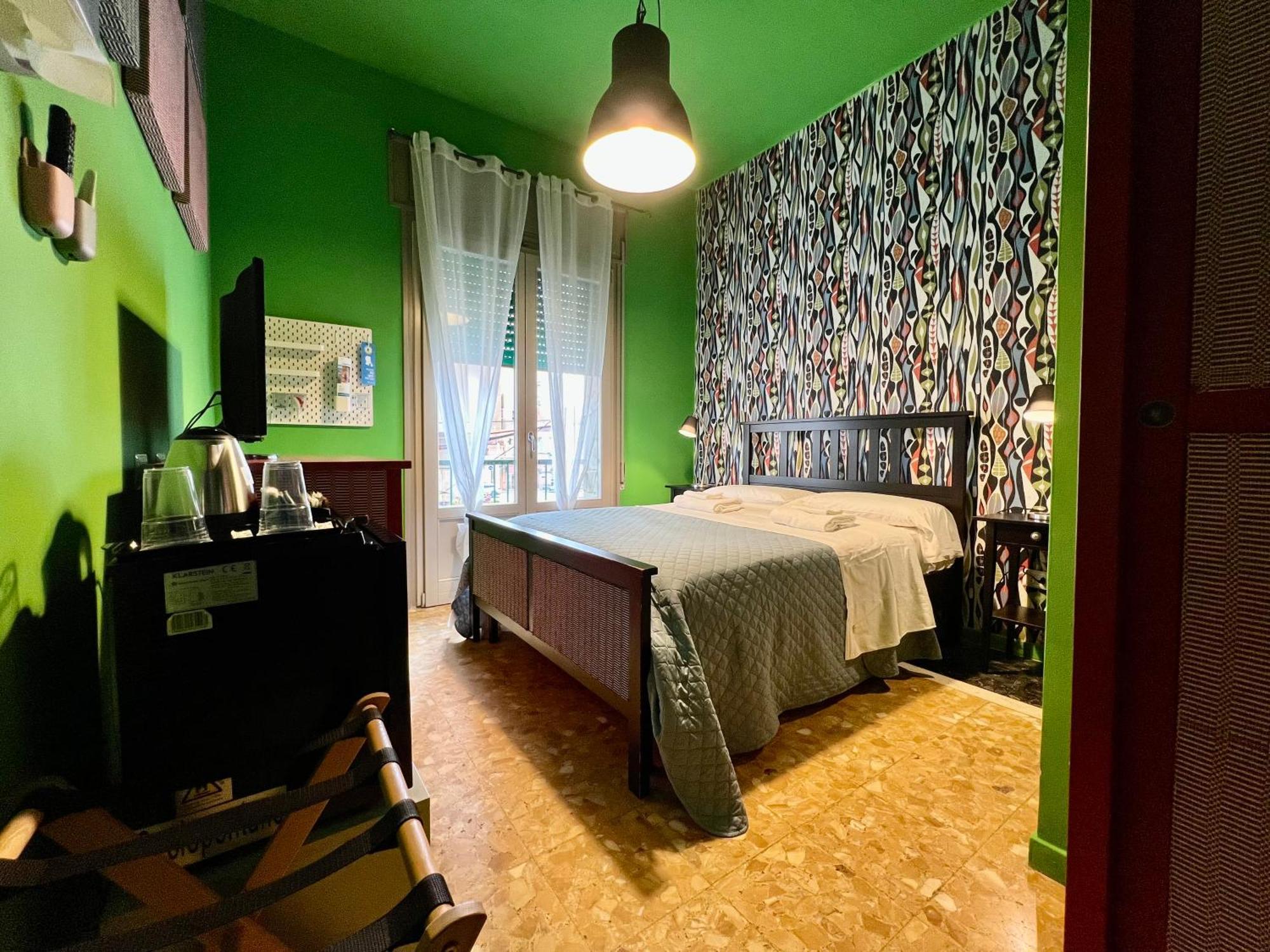 Guest House Sonnino 37 กาญารี ภายนอก รูปภาพ